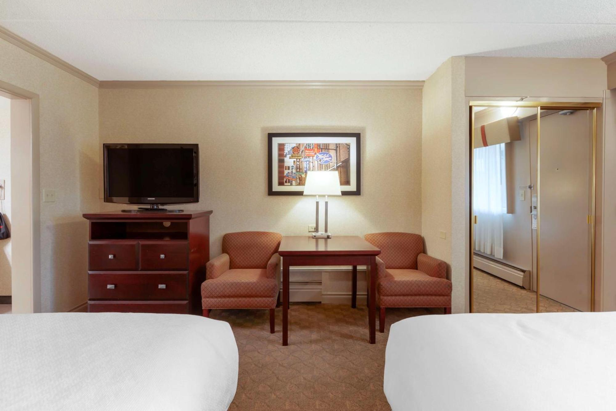 Best Western Plus City Centre Inn Edmonton Extérieur photo