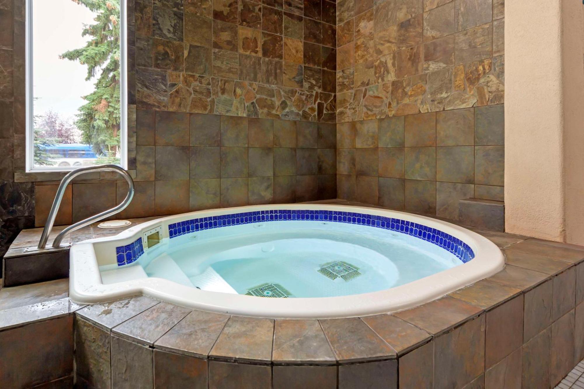 Best Western Plus City Centre Inn Edmonton Extérieur photo
